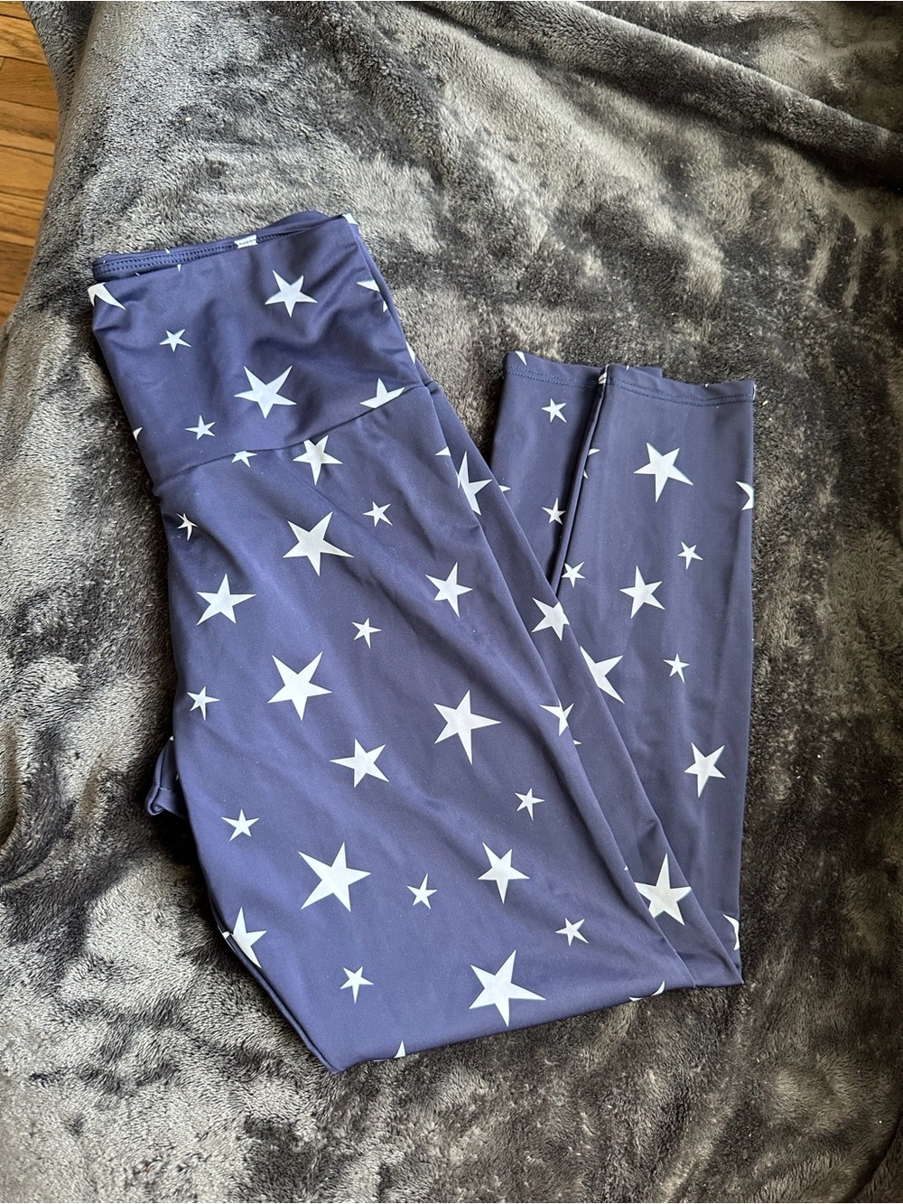 Onzie Women’s Navy and White Star Leggings